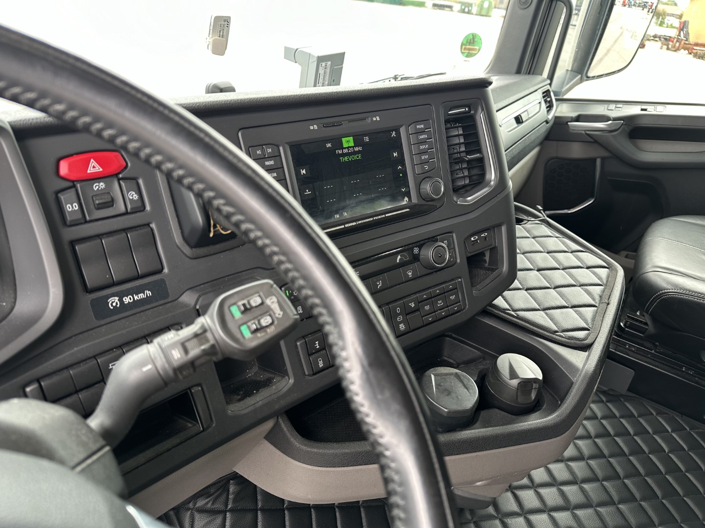 Scania S500 A6x2NB / Retarder