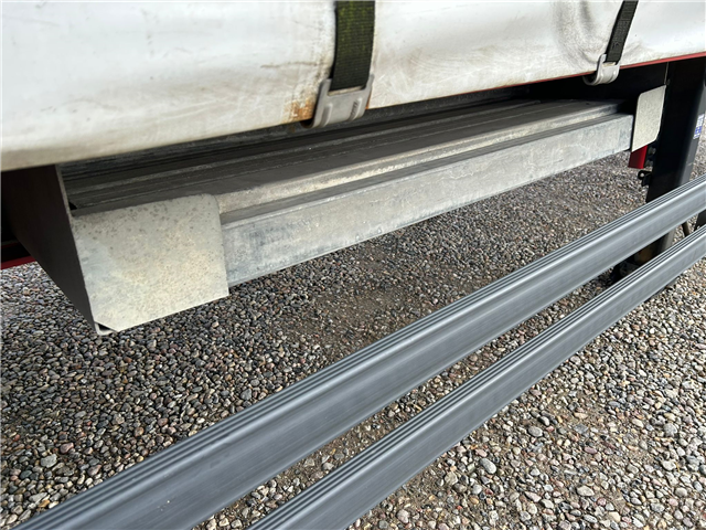 Kelberg 3 aks. gardintrailer m. truckbeslag