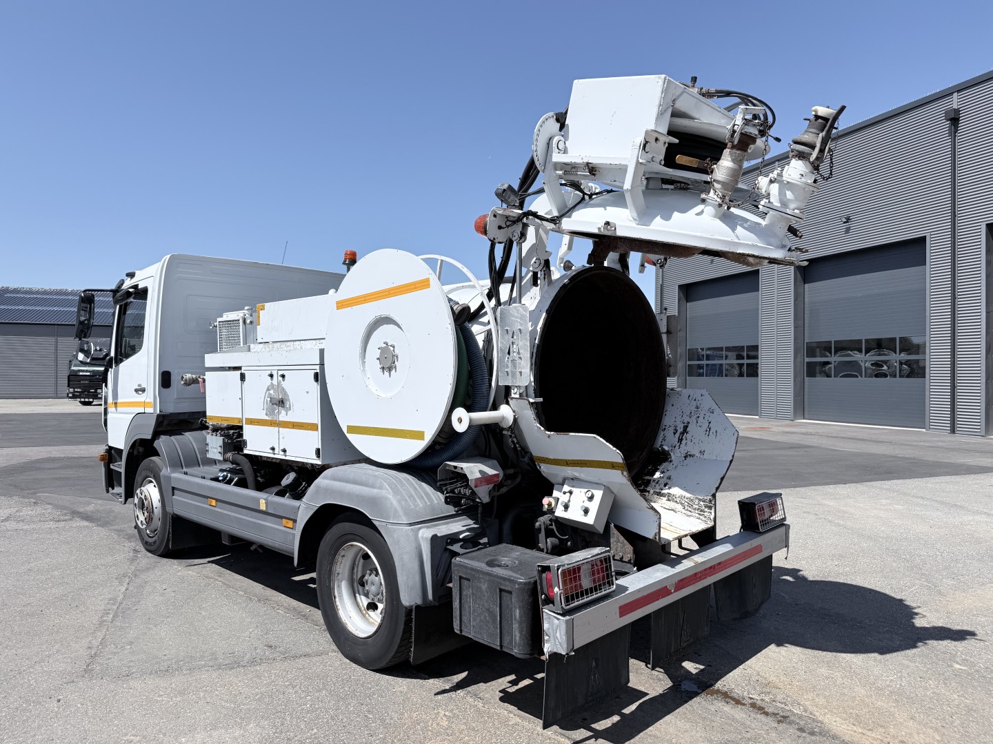 Mercedes Atego 1323 RHD 4x2 Euro 6 Hvidtved Larsen Cityflex