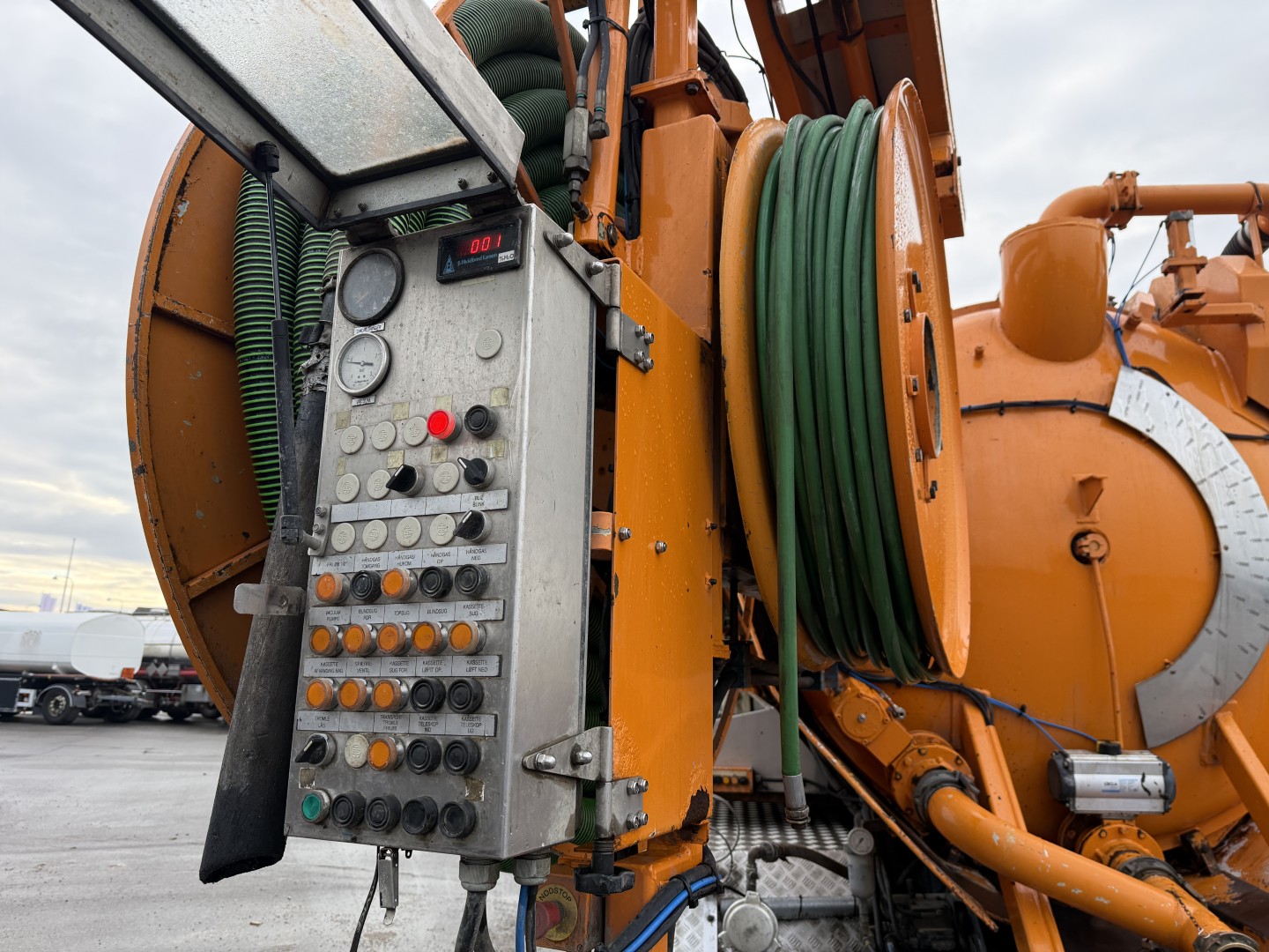 Scania P380 8x2*6 Hvidtved Larsen Flexline 414