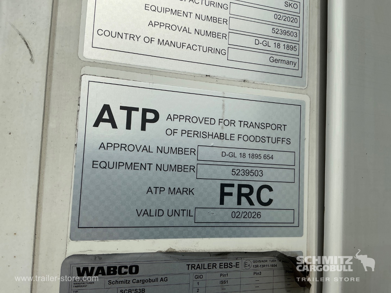 Schmitz Semi Reefer Meat hanging system