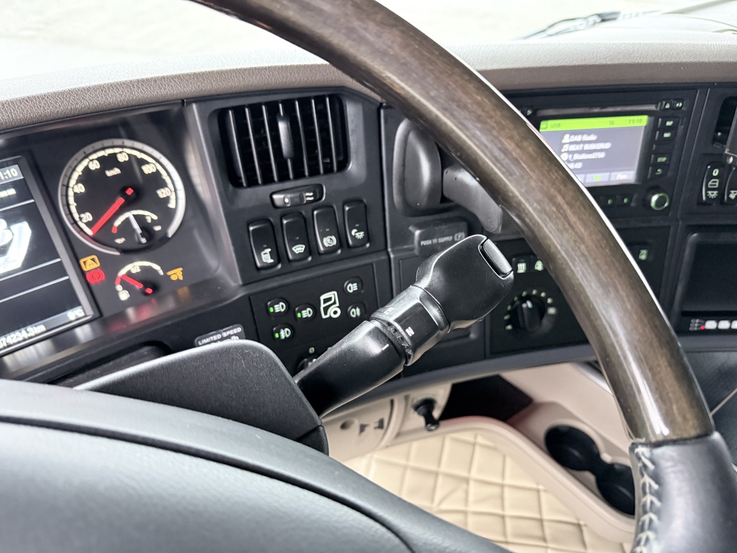 Scania R620 6x2 Topline HMK Bilcon 19.000 L ADR Tank