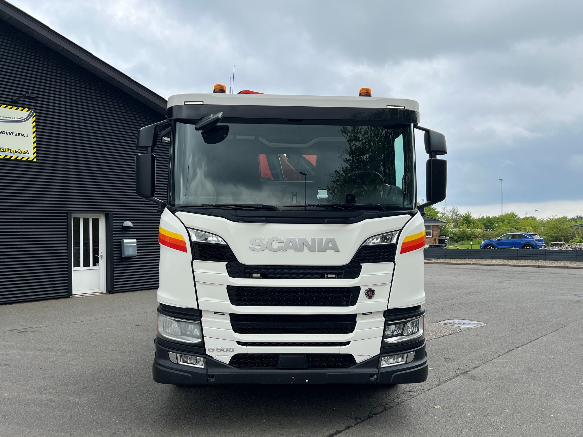 Scania R500 8X4 med Palfinger PK26002 kran og Sawo hejs