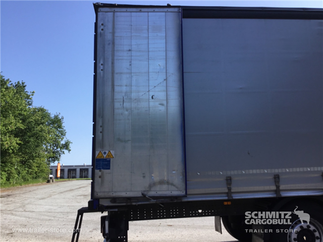 Schmitz Semi Curtainsider Standard , Foldedør højre