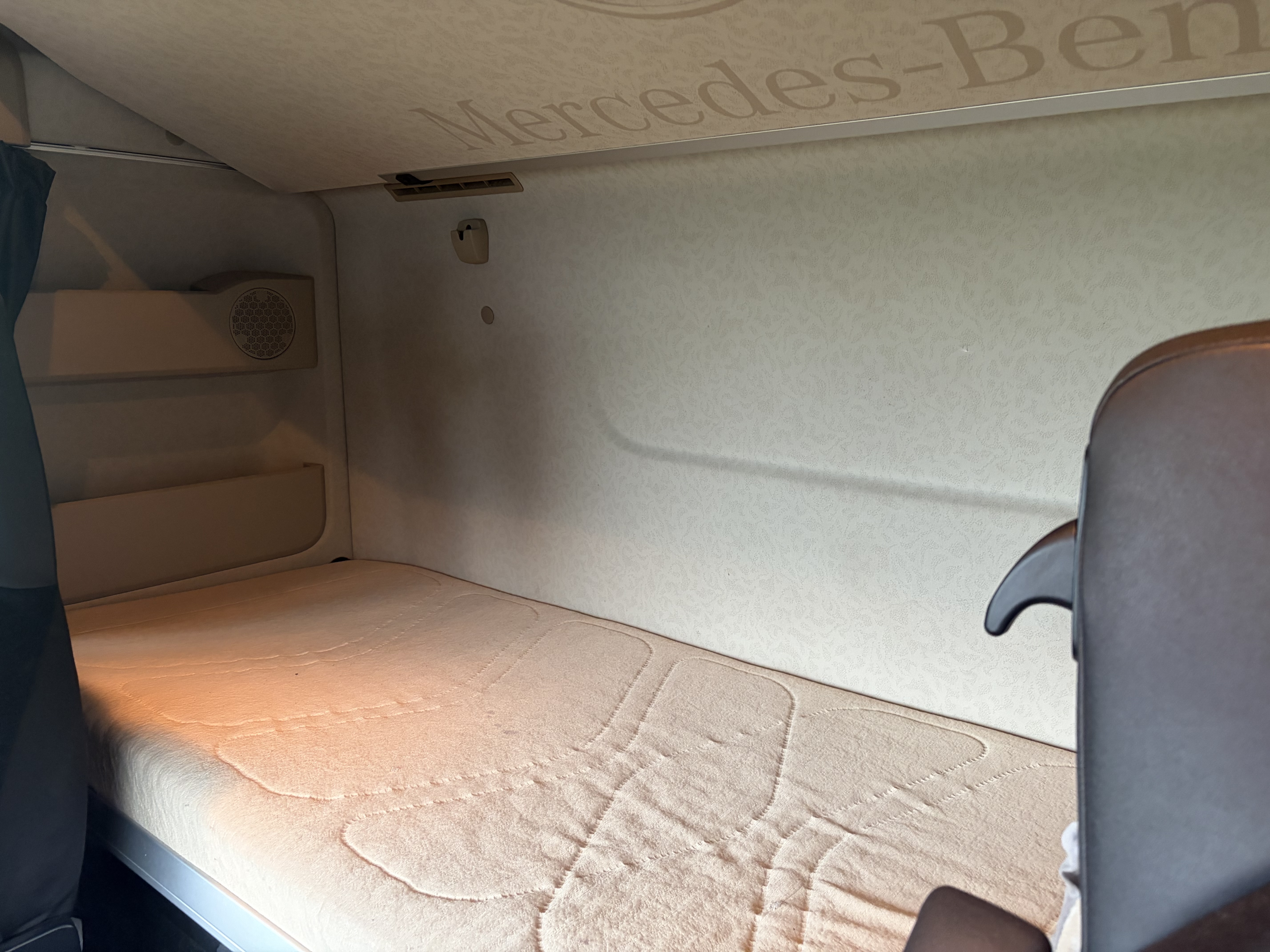 Mercedes Actros 1845 LS 4x2