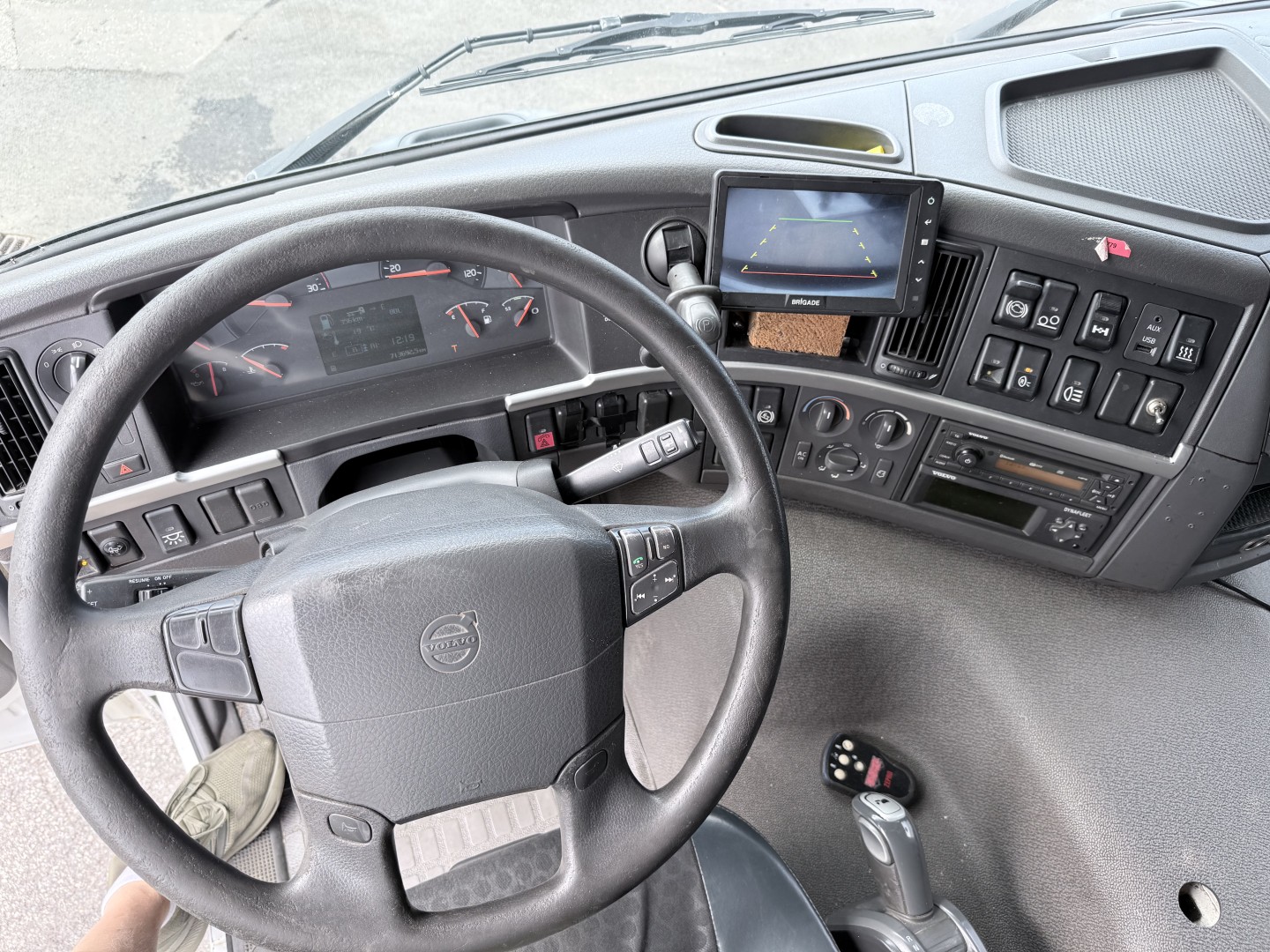 Volvo FM 330 6x2*4 Sideåbning 8.7 m