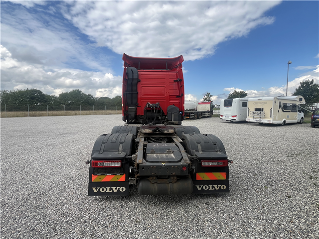 Volvo Model FM 6x2/4