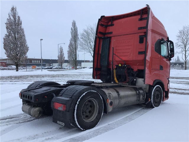 Iveco S-WAY LNG
