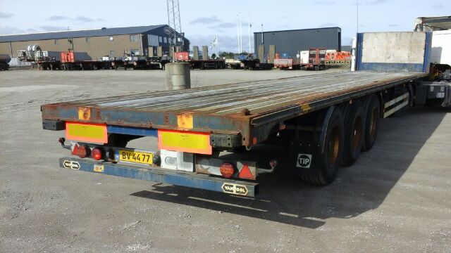 Van Hool åben trailer med containerlås