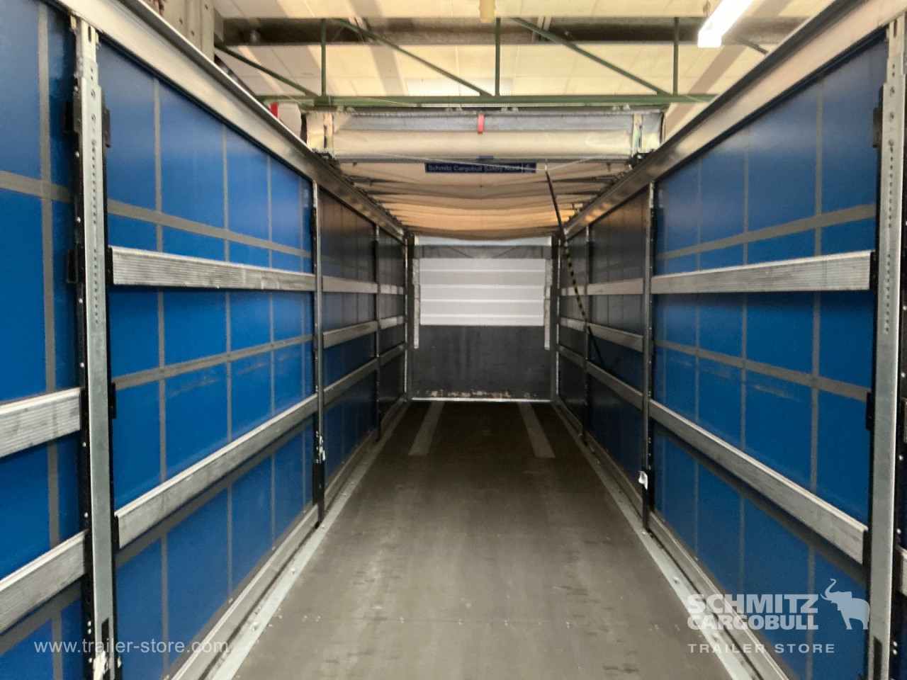 Schmitz Semi Curtainsider Standard