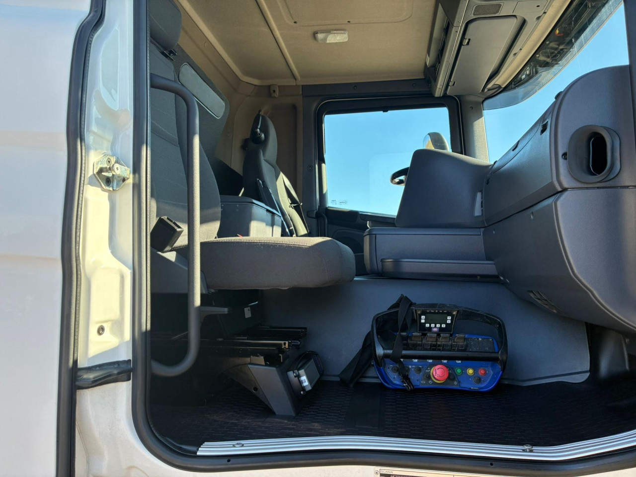 Scania G 450 LB6x2*4HNB - HMF 2620 Kran