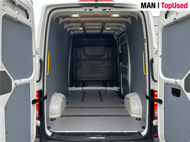 MAN TGE 3.180 4X2F SB