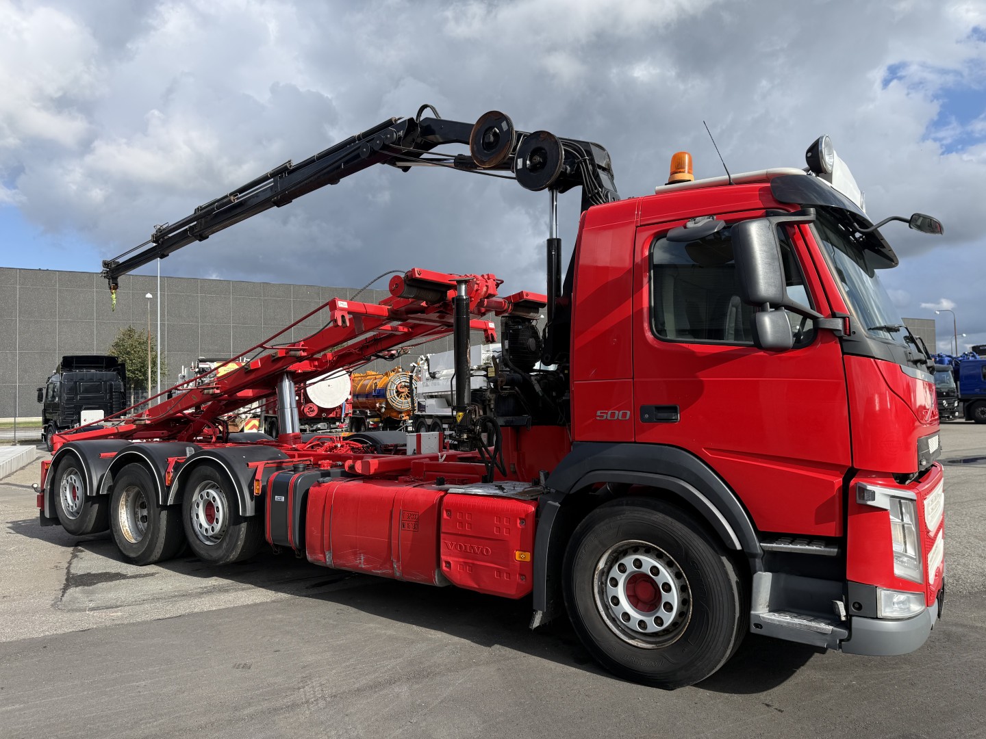 Volvo FM500 8x2 Pusher Tridem Hiab 099 B3 Radio