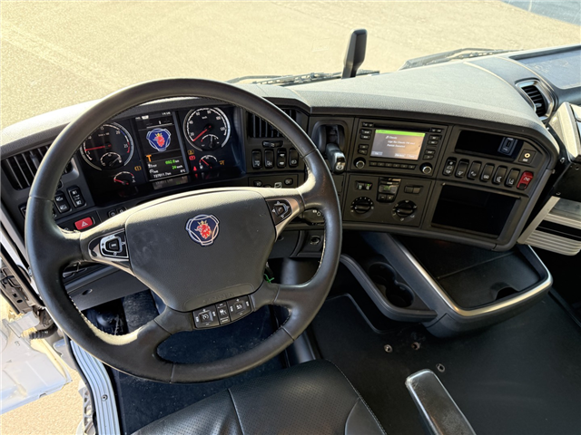 Scania R490 8x2*6 HNB ADR Chassis Euro 6