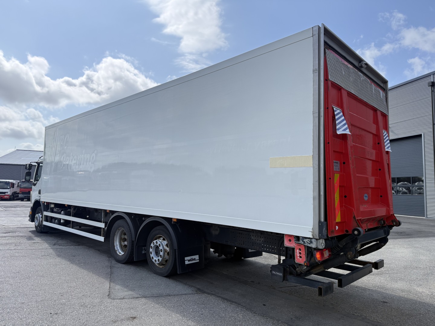 Volvo FE320 6x2*4 Thermo King T-1200R Spectrum 9,80 m. Kølekassse
