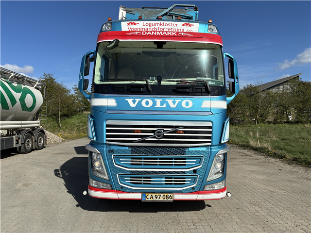 Volvo FH12