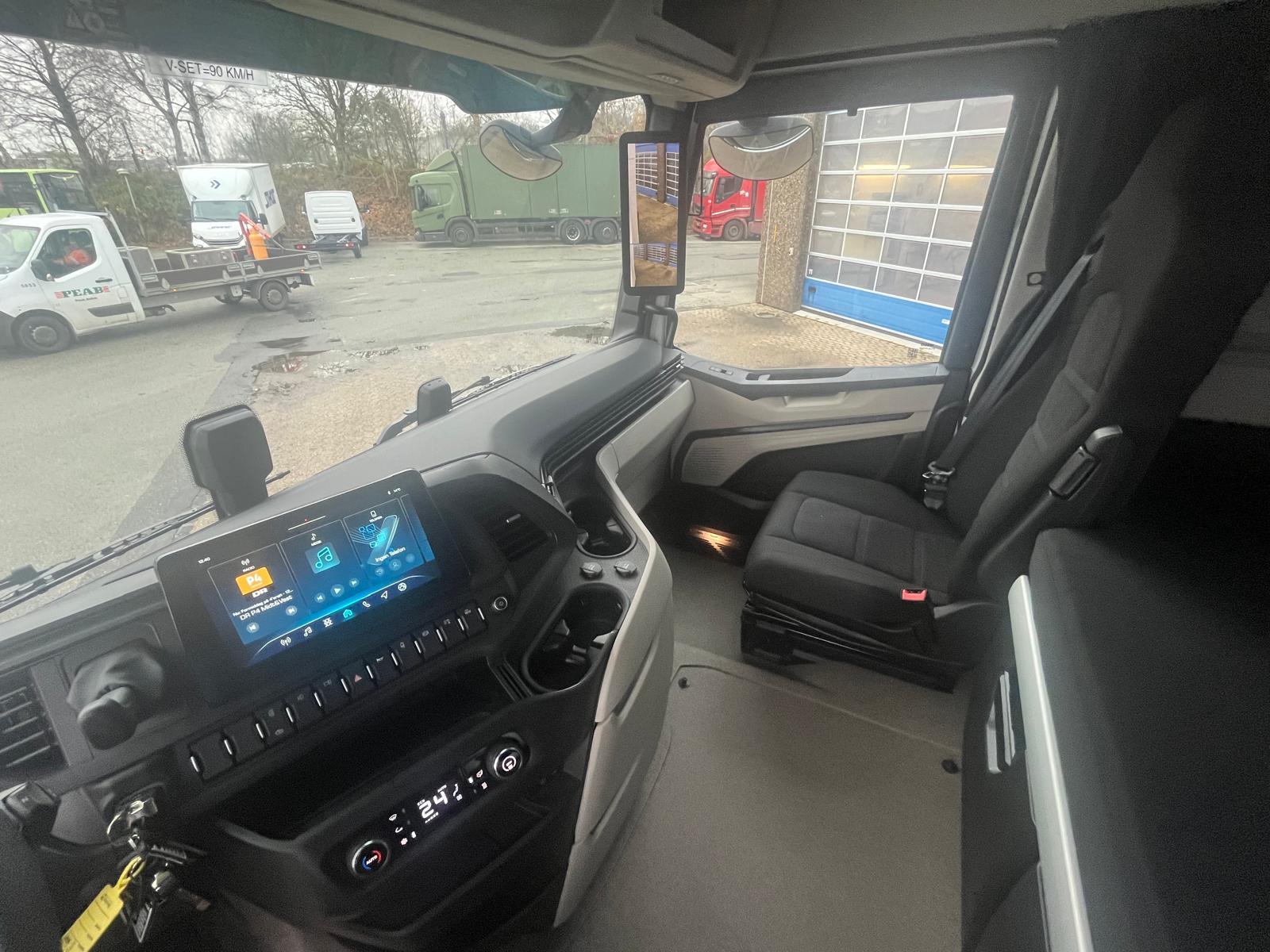 Iveco NY IVECO S-WAY 500Hp Twinster trækker opbygget