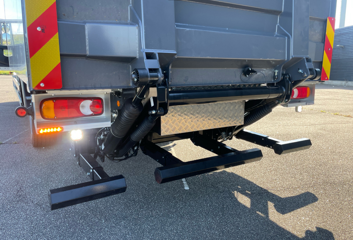 Iveco ML120E25-E6e 18 pallers