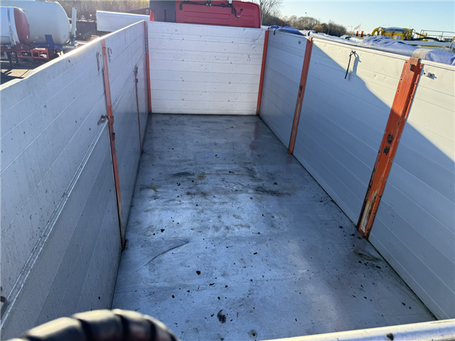 Volvo FH500 8x2*6 Tip / HMF 2120 K3