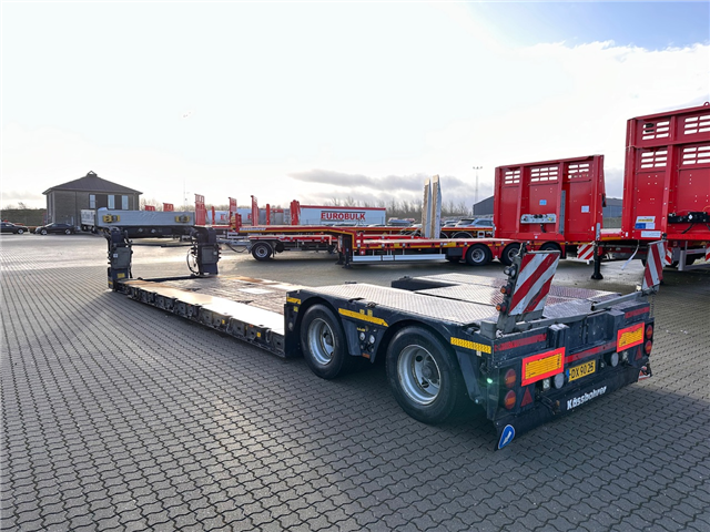 Kässbohrer SLL-2, Udtrækkelig, Tvangsstyring Nedbygget med seng