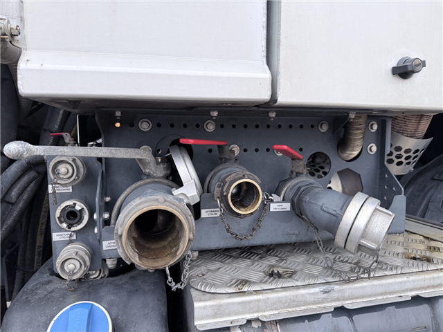 Scania G500 8x4*4 Bucher Recycler 414