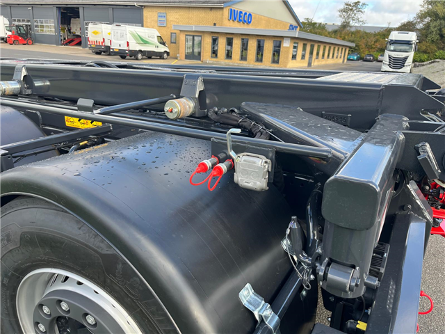 Iveco X WAY AS350X58 ZY/FS