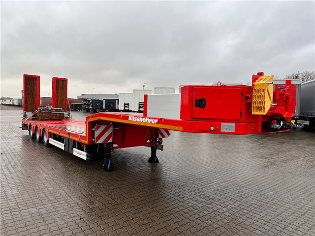 Kässbohrer SLS 3 Maskintrailer