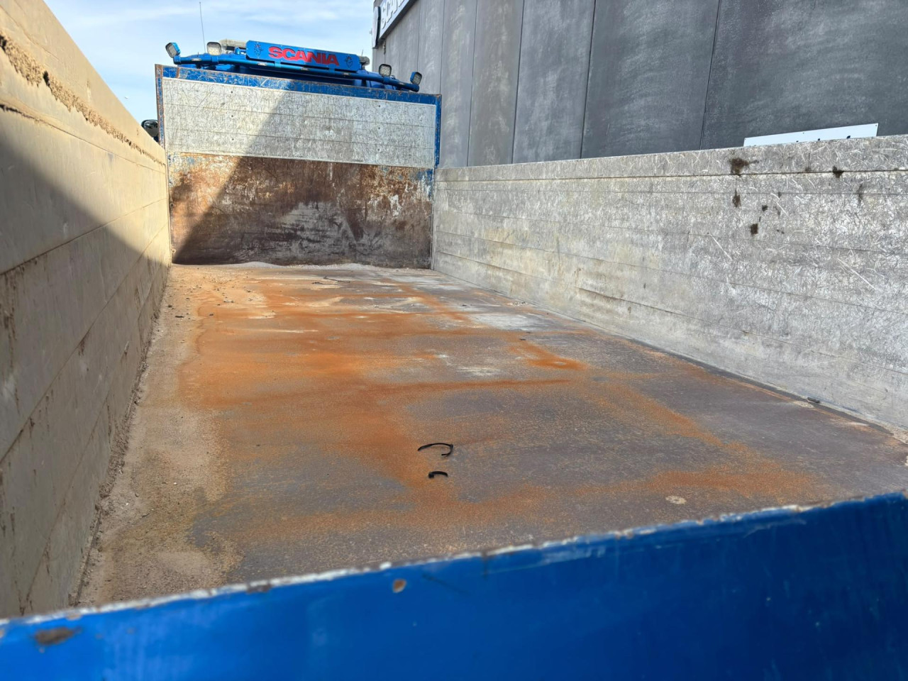 Scania R 520 LB8x4HNB Crane tip