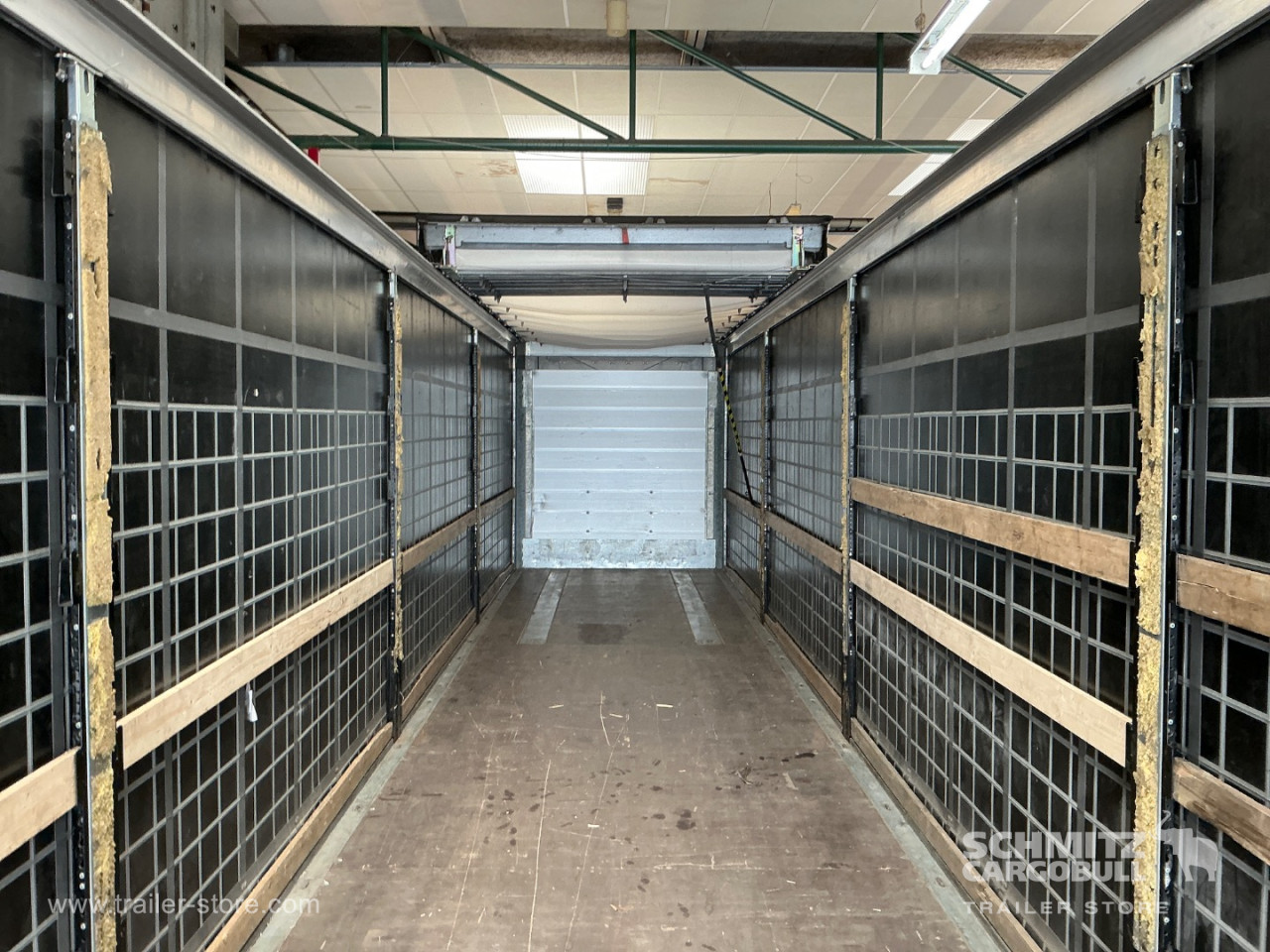Schmitz Semi Curtainsider Standard