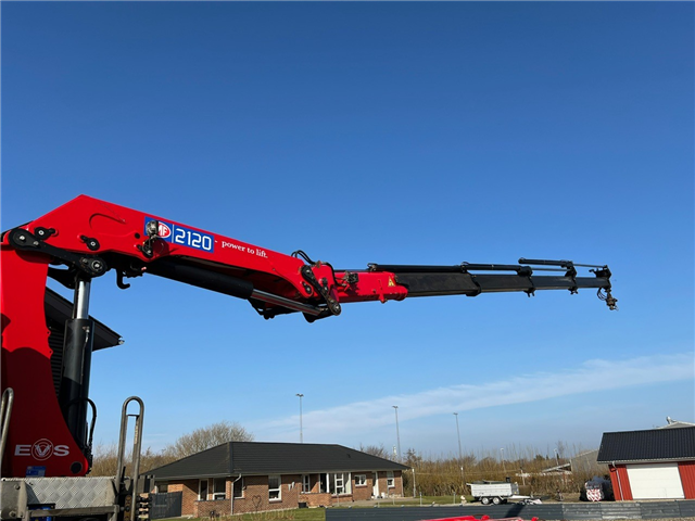 Volvo FM460 8X2*6 HMF 2120 Kran og hejs