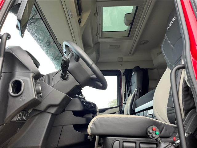 Iveco X WAY AS350X58 ZY/FS