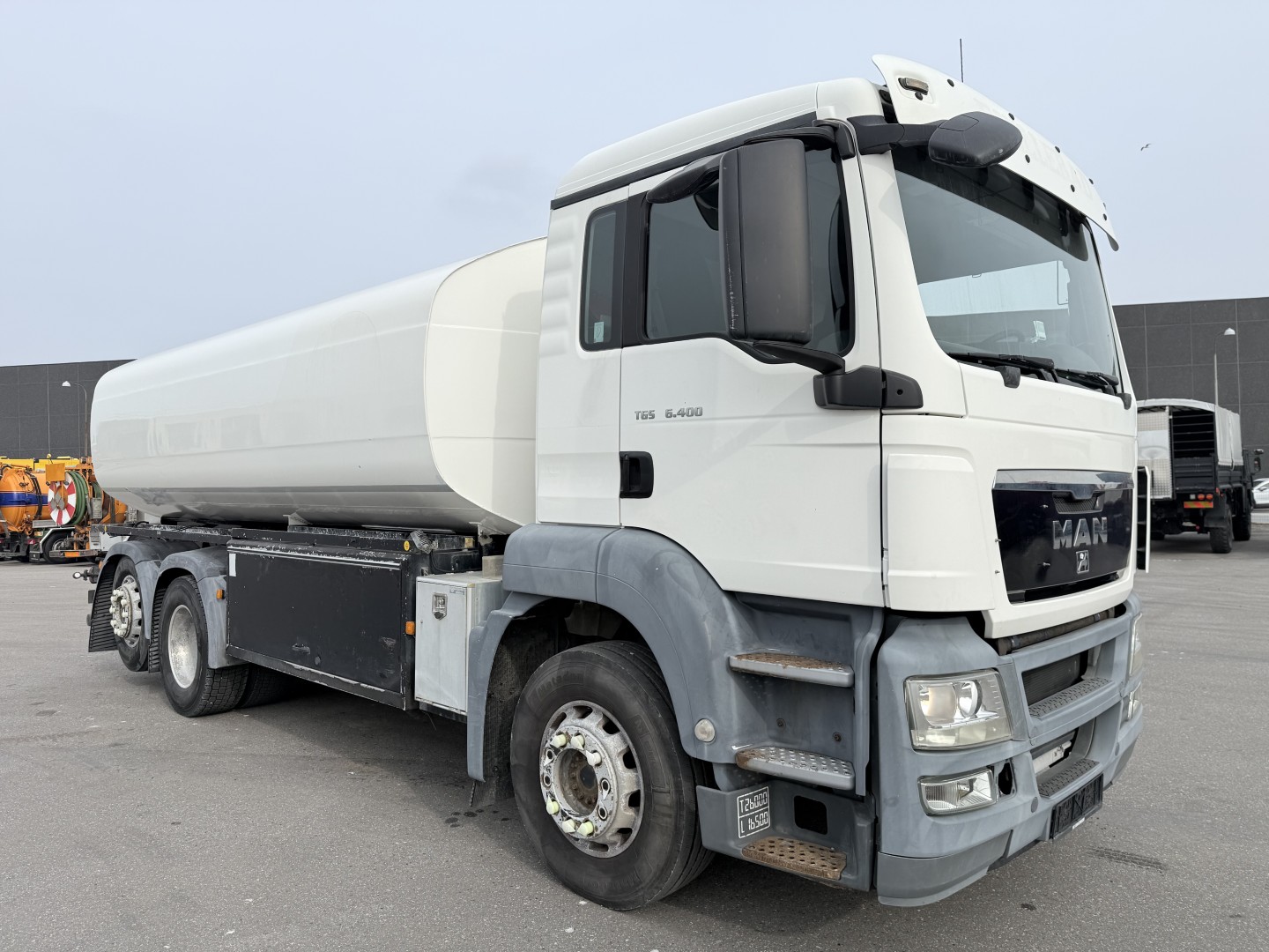 MAN TGS 26.400 6x2*4 19.000 l. Eurotank ADR