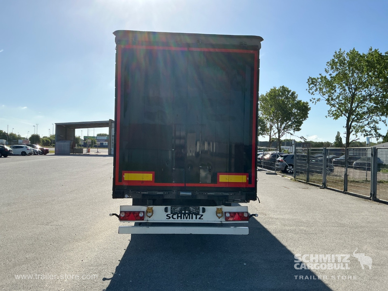 Schmitz Semi Curtainsider Standard