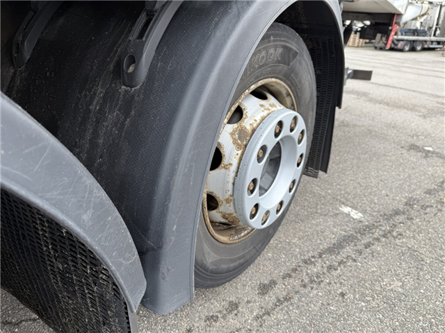 Volvo FE320 6x2*4 Thermo King T1200-R Spectrum 9,80 m. Kølekasse