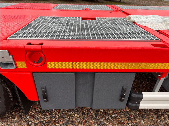 Kässbohrer SLS HS 3 – Hydraulisk mellemgulv Maskintrailer