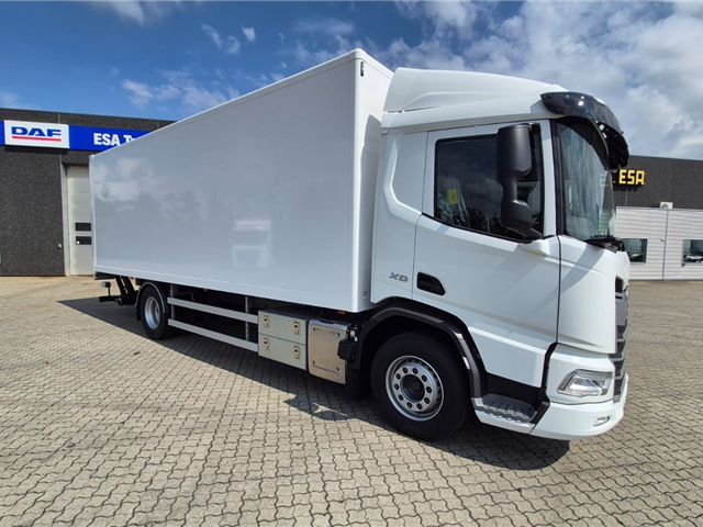 DAF XD FA 300
