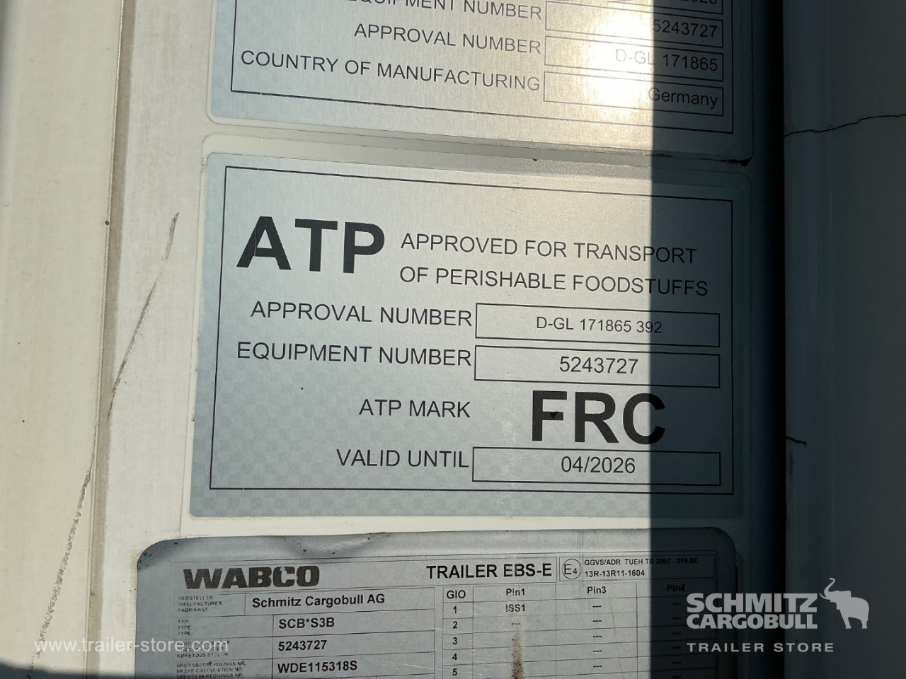 Schmitz Semi Reefer Meat hanging system