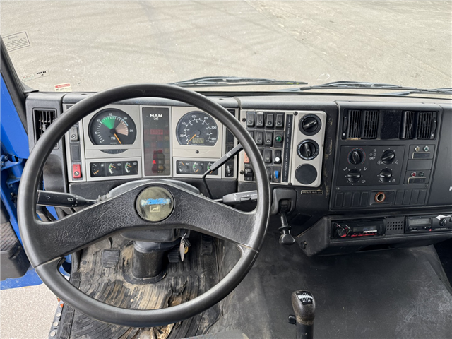 MAN 35.464 8x8 Hvidtved Larsen 9000 L