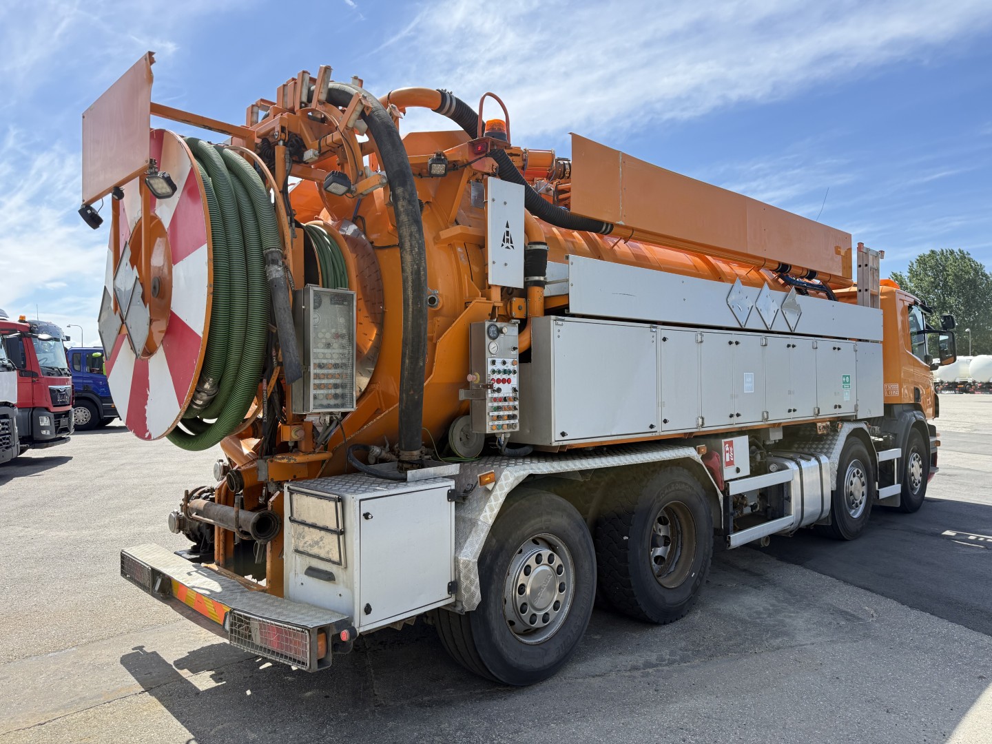 Scania P380 8x2*6 Hvidtved Larsen Flexline 414