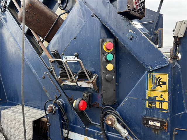 Scania P320 6x2*4 Euro 6 NTM 21 m3