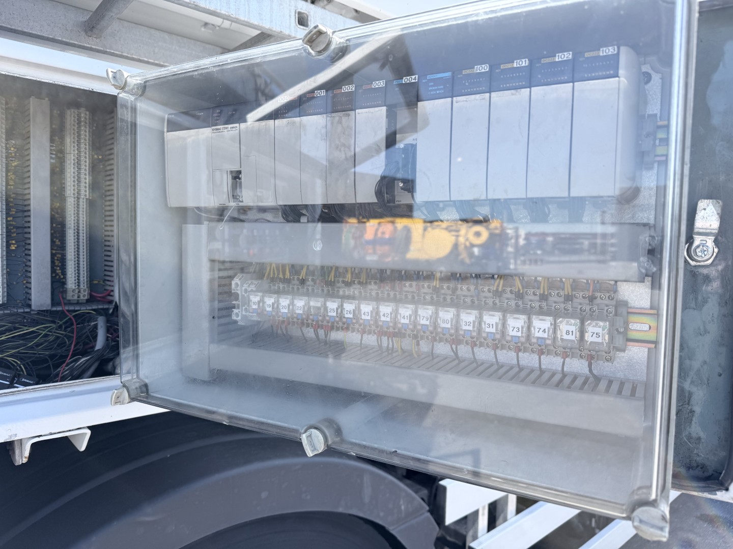 Renault T430 DTI 6x2 Hvidtved Larsen SLP 10.5 ADR