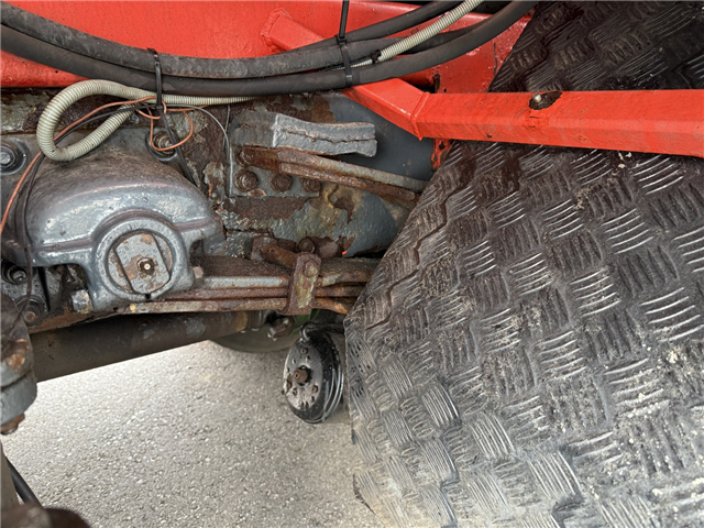 Scania P94/260 4x2 NZ SLS590 Kombi 8.400 l.