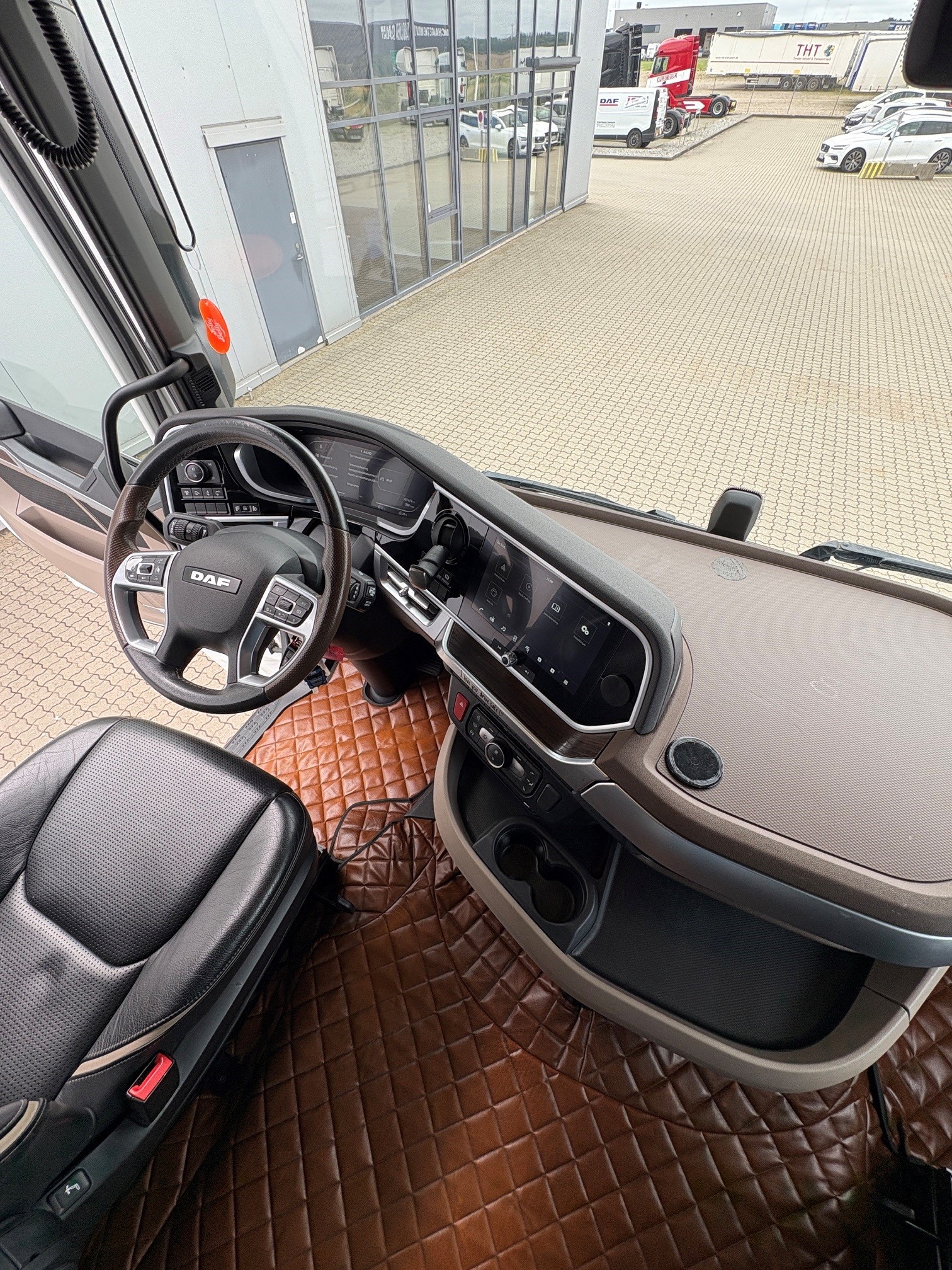 DAF XG+ FTS 530