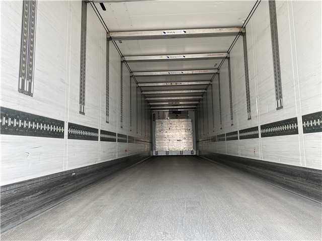 Schmitz Cargobull SKO 24/L