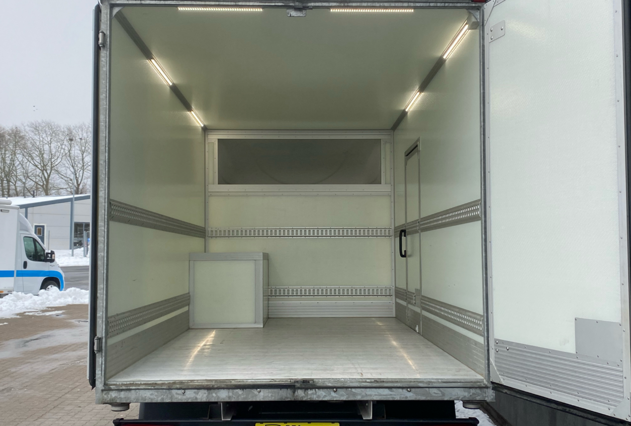 Iveco 70C21A8H/P 8 pallers