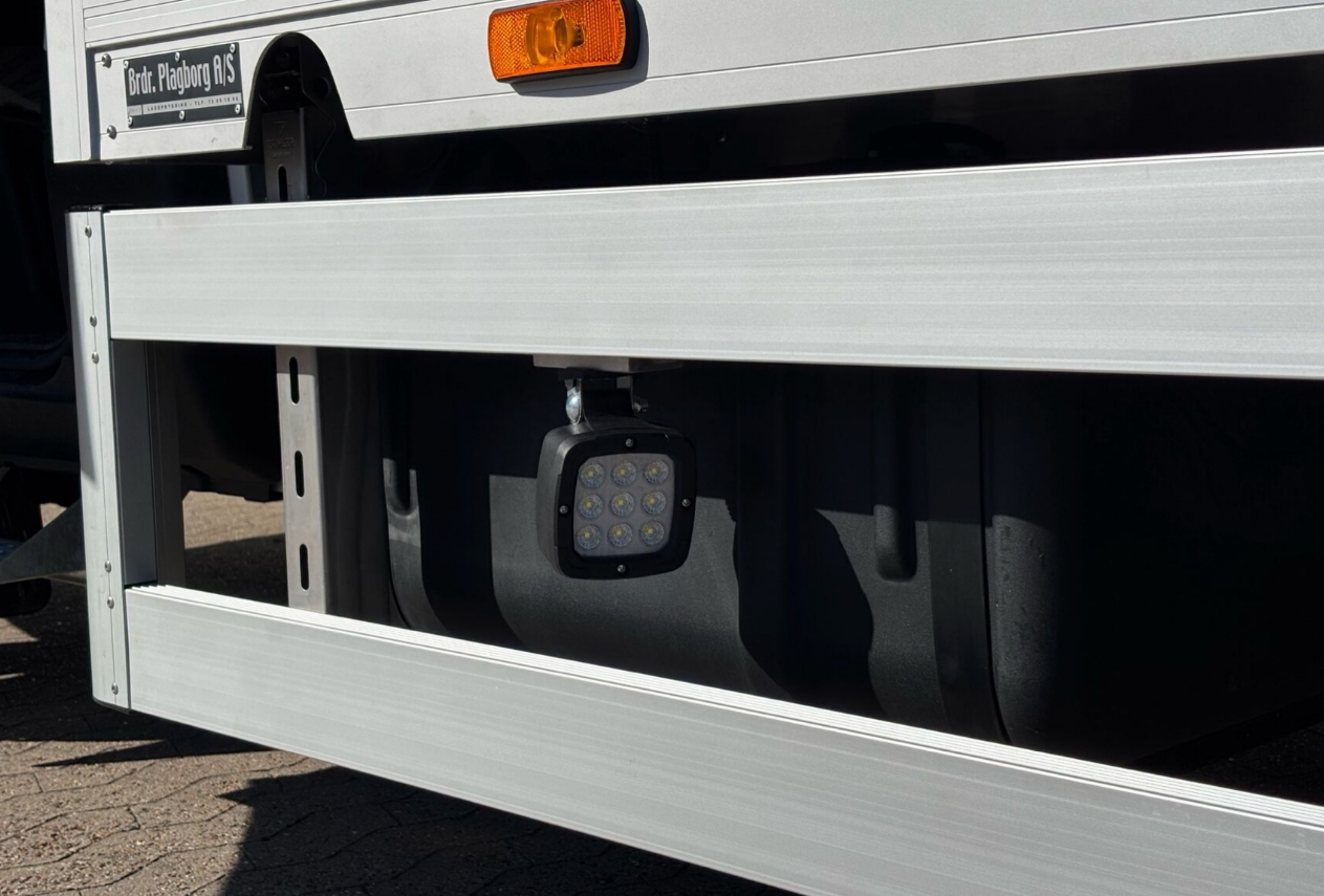 Iveco 70C21HA8/P 12 pallers